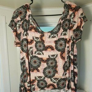 No comment Colorful Geometric Flower top Women's XL